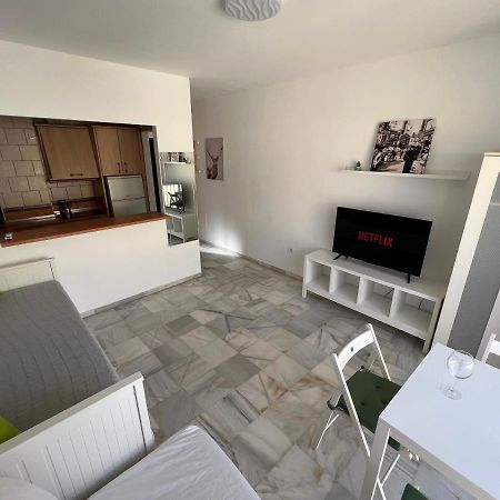 Genuar Apartments Malaga Center 3 Exteriör bild